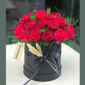  Burdur Çiçekçiler Big Love Kutuda Kırmızı Güller